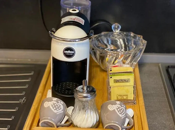 La Casa Di Alan بيت ضيافة تيرني